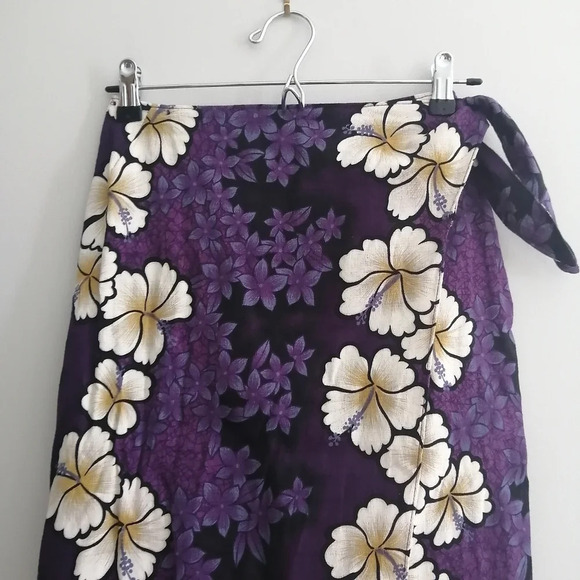 Hilo Hattie Hawaiian Purple Hibiscus Flower Sarong Wrap Skirt Adjustable XS - Picture 4 of 14